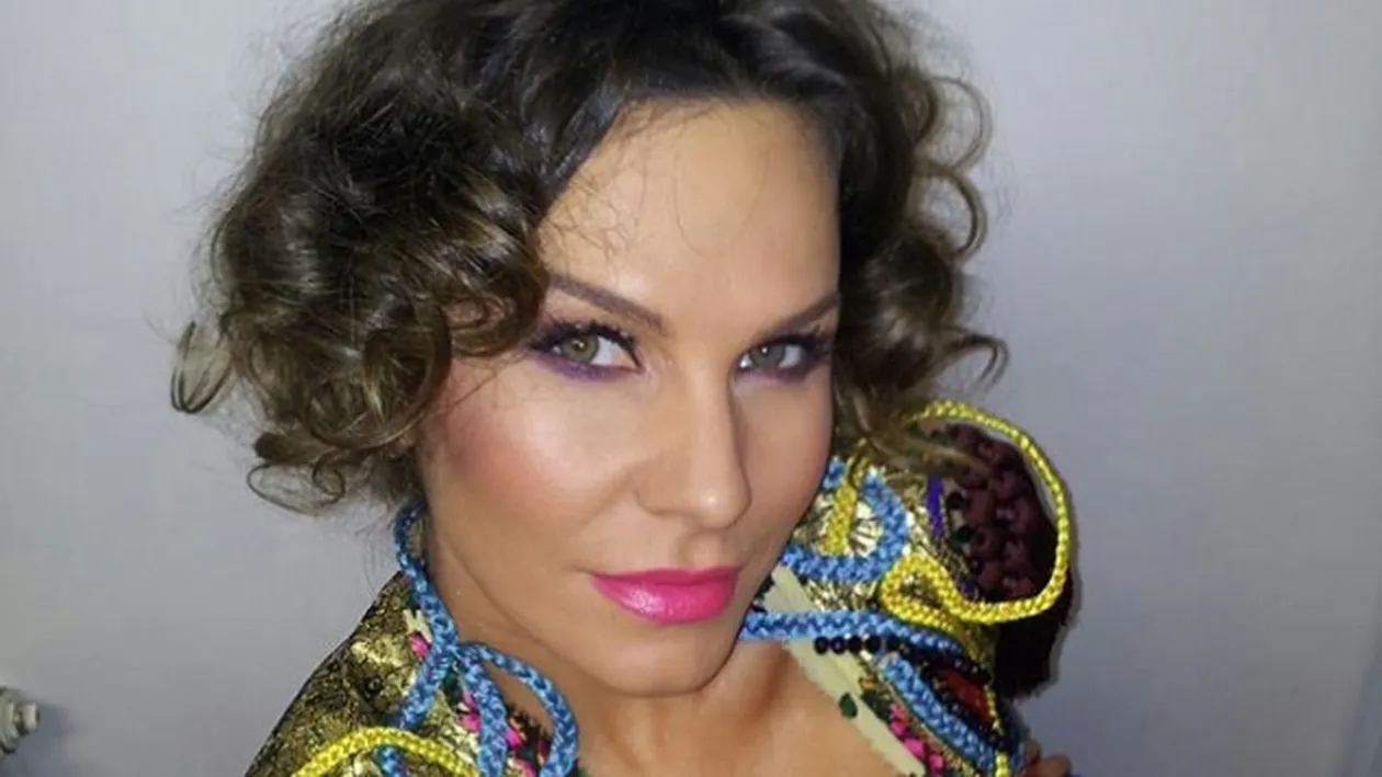 Acestea sunt culorile Annei Lesko! Iată ”vedeta-curcubeu”.