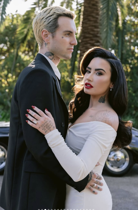 Demi Lovato și Jutes s-au căsătorit! Primele imagini cu artista în rochie de mireasă