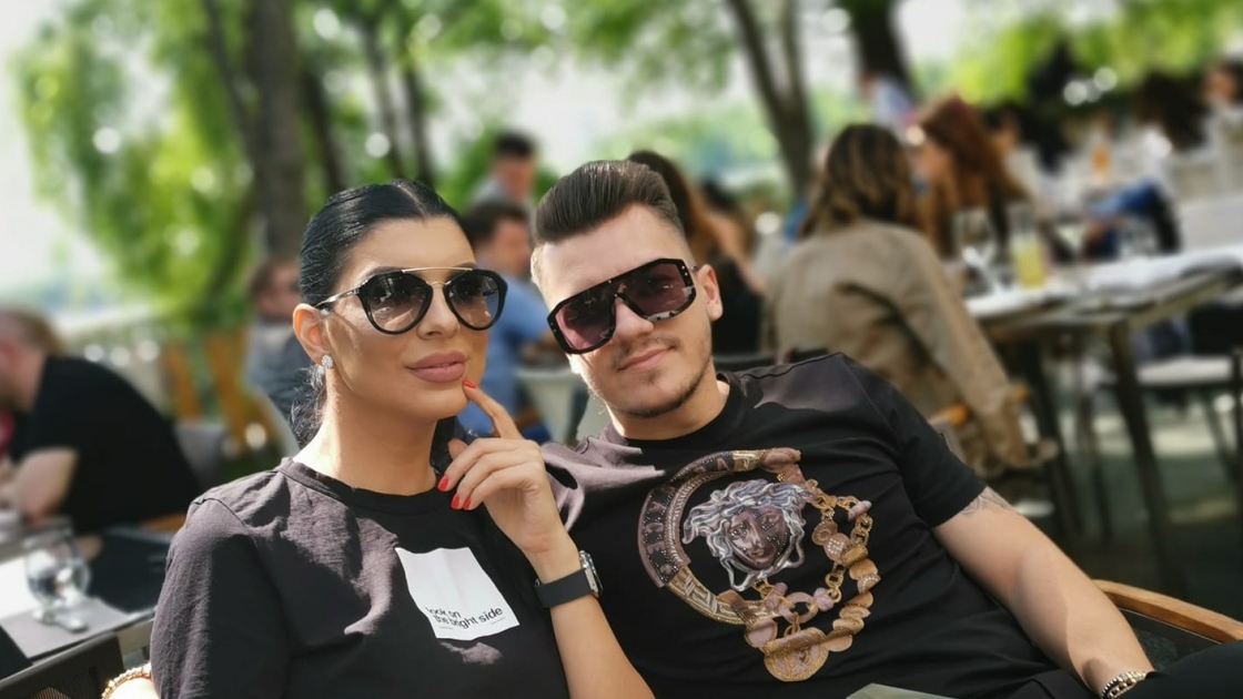 Andreea Tonciu nu-și petrece nopțile cu soțul ei: ”De patru ani dorm cu fiica mea”