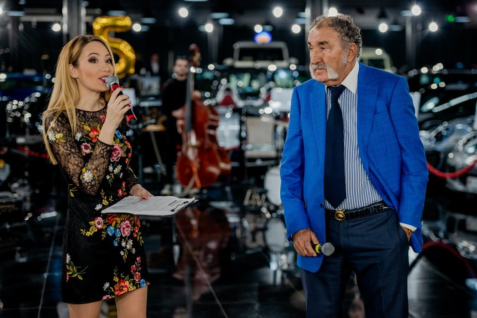 Ion Ţiriac şi-a completat colecţia de maşini cu un Auburn Speedster fabricat în anul 1935! Miliardarul l-a restaurat timp de un an