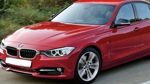 Fenomenul pe care nimeni nu şi-l putea explica. Preţul unui BMW Seria 3 a „explodat“, iar kilometrajul a scăzut „misterios“