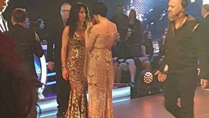 Imagini în premieră naţională cu Andreea Marin şi Mihaela Rădulescu! Ce cuvinte şi-au spus divele când nu erau camerele TV pe ele 