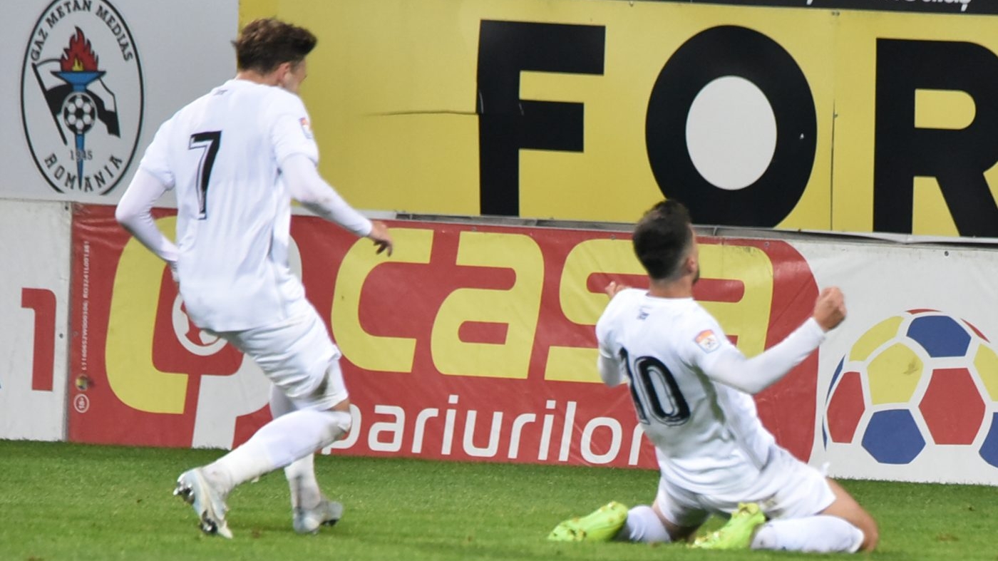 „Câinii” bătuți de Ronaldo la Mediaș!
