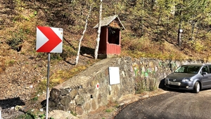 Descoperire tulburătoare pe Transfăgărăşan, chiar înainte de închiderea drumului! Ce a găsit un turist norvegian într-o maşină