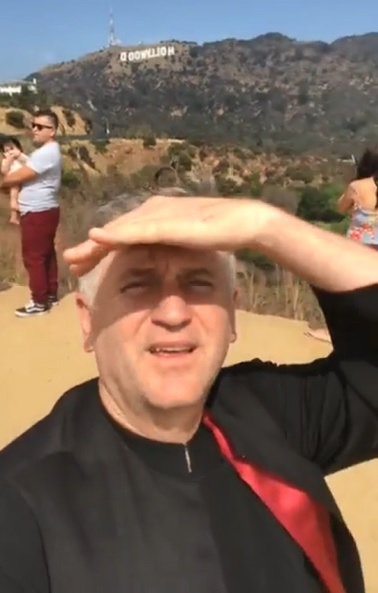 Să vezi și să nu crezi! Cristian Pomohaci a ajuns la Hollywood și și-a cumpărat stea pe ”Walk of fame”