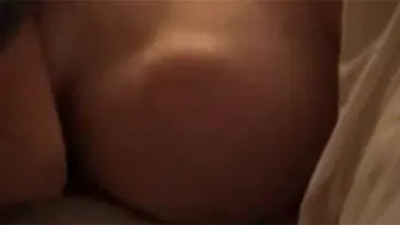 VIDEO Imaginile care au SOCAT internetul! Ce face un bebelus in burta mamei, exact inainte de a se naste: Cat de ciudat!