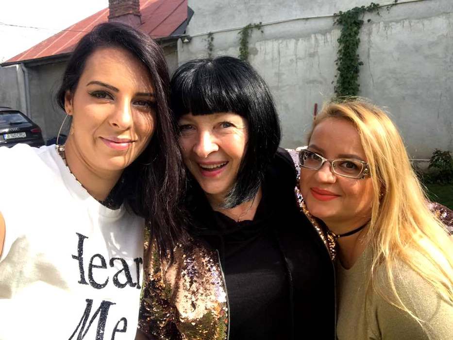 S-a aflat secretul despre familia prezentatoarei Neti Sandu. Cine-ar fi crezut?!