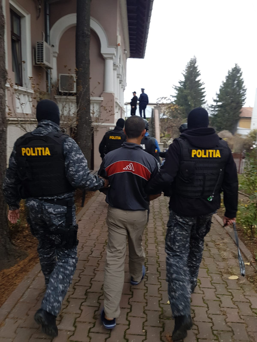 Unul dintre agresorii polițiștilor