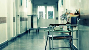 Scandal la Iasi! Un medic este acuzat ca a facut EXPERIMENTE ILEGALE pe pacienti. Patru persoane au murit