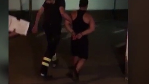 Şoferul fugar care a lovit 5 mașini în București a fost prins de poliţie. Primele imagini cu bărbatul