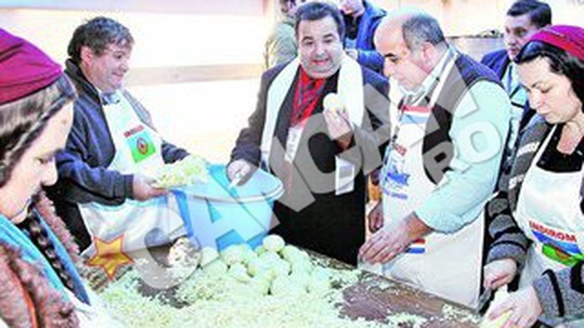 Sahaimasul de la Sibiu ar putea intra in Guinness Book. Cioaba a gatit o tocana tiganeasca de 5.000 de euro