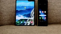 Samsung va începe vânzarea telefonului pliabil Galaxy Fold în septembrie