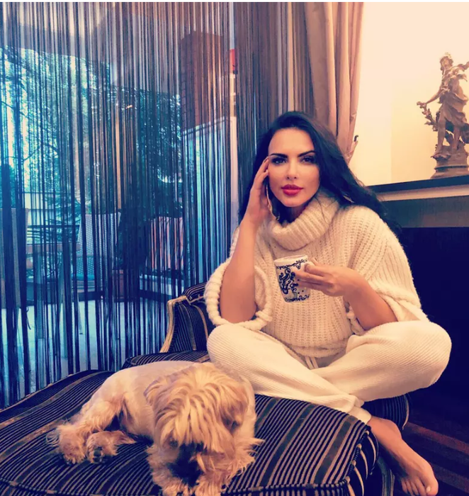 Cum arată casa de 1 milion de euro în care locuiesc Ștefan Bănică Jr. și Lavinia Pârva / Foto: Instagram