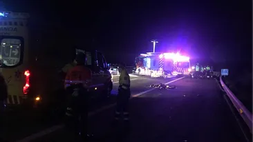 Un român și un albanez, găsiți dezbrăcați și mutilați pe o autostradă din Spania. Pe cine suspectează polițiștii