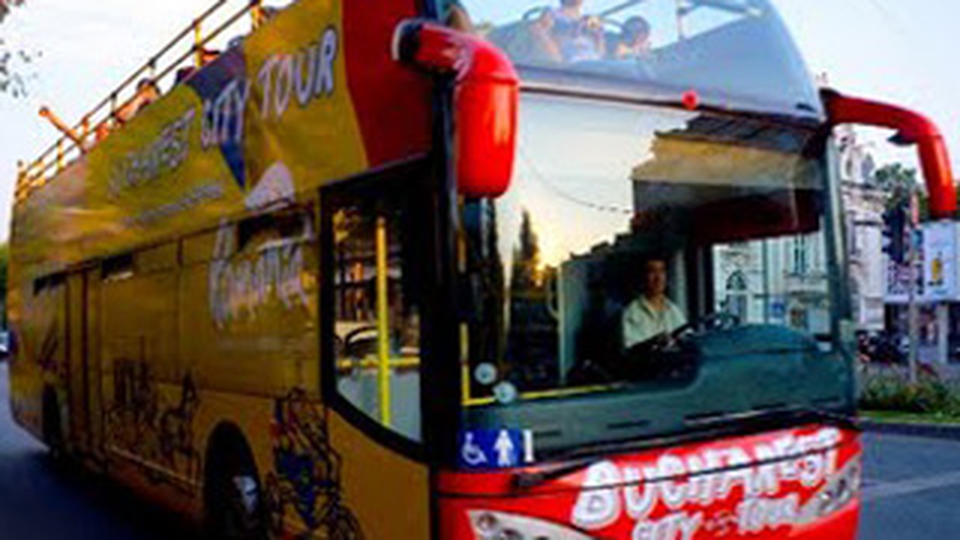 RATB inchide linia turistica din Capitala, din cauza conditiilor nefavorabile