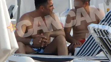 Aventurile unui burlac celebru la malul marii. Marcel Toader a dat atacul la o doamna rubensiana, dar si la o chelnerita draguta