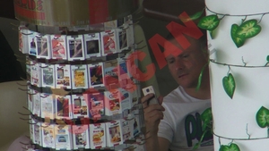 S-a ascuns de caldura in mall