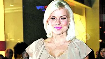 Jojo arde calorii crescandu-si singura fiul