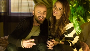 Matteo, rămas singur, e consolat de Rihanna de România, Ruxandra Bar! Vezi cel mai nou clip al lui, "Amândoi"!