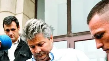 Sorin Ovidiu Vintu a renuntat la forma de protest prin refuzul mancarii si al medicamentelor