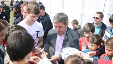 Hagi, cu ochii pe viitorii mari fotbalisti ai Romaniei