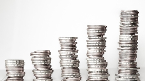 Curs valutar 22 octombrie 2019: Euro a depășit pragul de 4,76! Ce se întâmplă cu celelalte valute principale