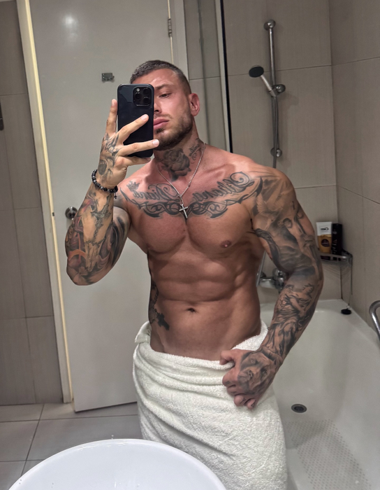 Ispita masculină Daniel Alex de la Insula Iubirii 2026. Sursa foto: Instagram