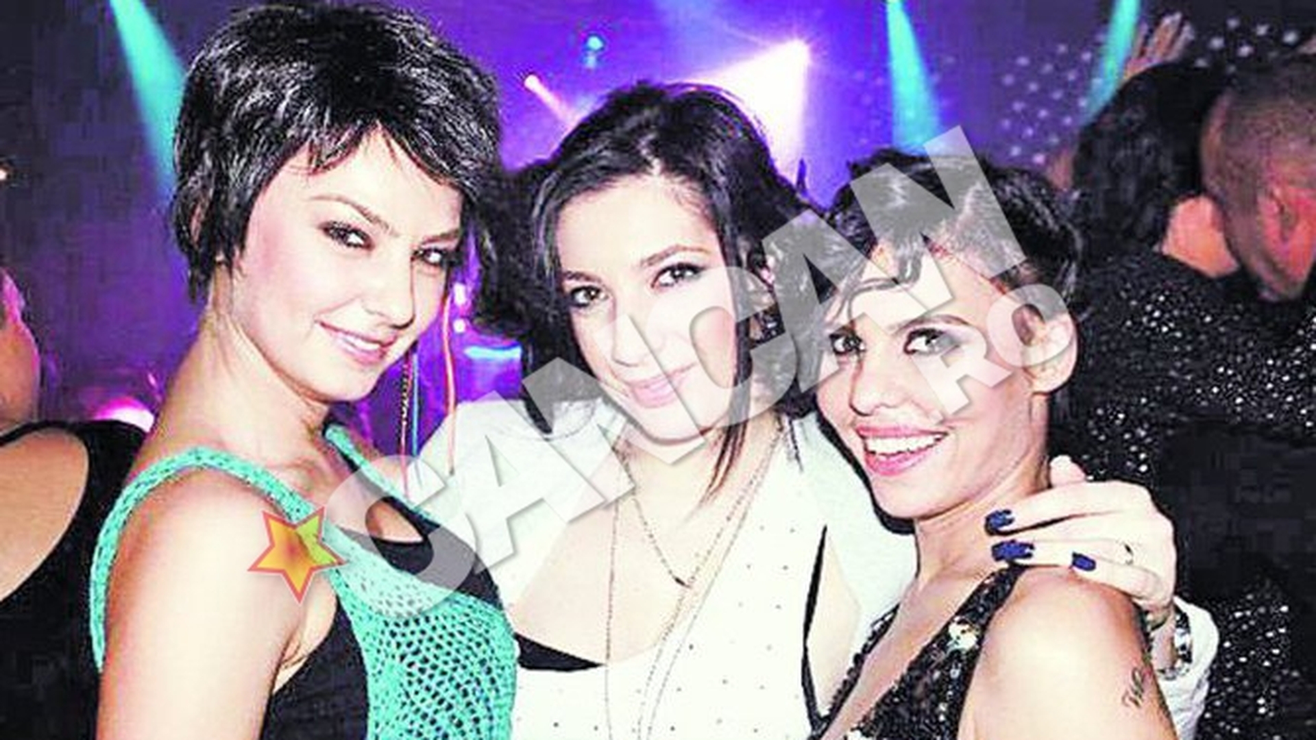 A purtat o peruca bruneta pentru a se confunda cu sarbatorita. Roxana Ionescu, sosia Andreei Popescu