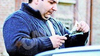 Oferta picata din cer. "Sica" achizitioneaza mobila prin SMS