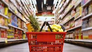 Mâncarea din România, mai scumpă decât în Italia, Spania sau Grecia. Cu cât sunt prețurile mai mari