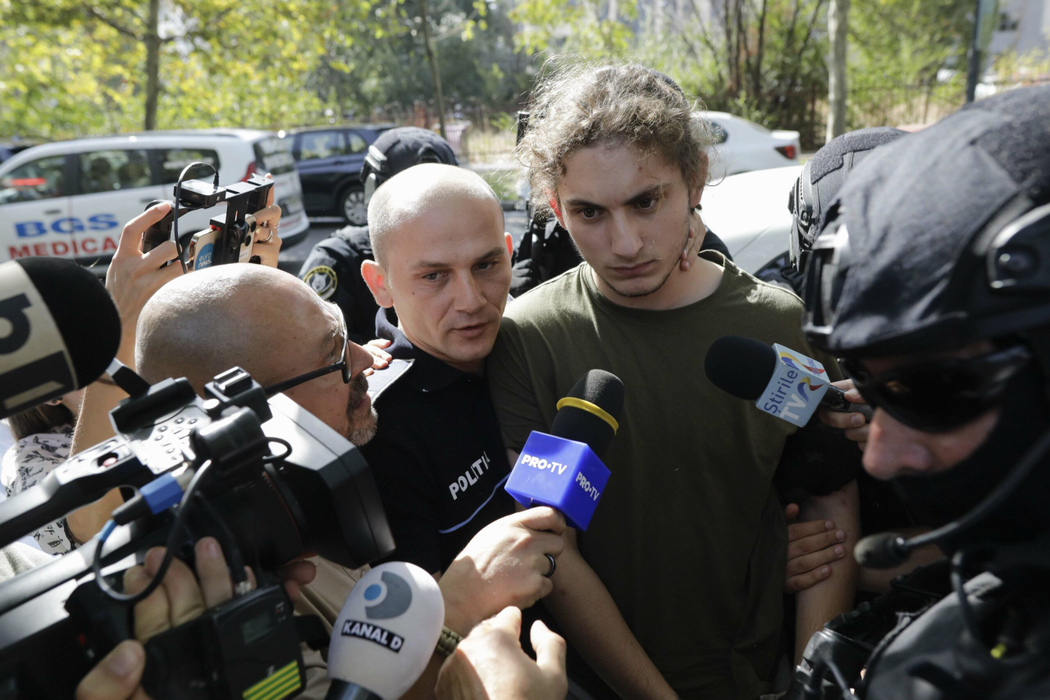 Vlad Pascu a fost adus azi la sediul DIICOT