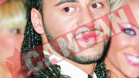 Matteo se coafeaza cu andreaua