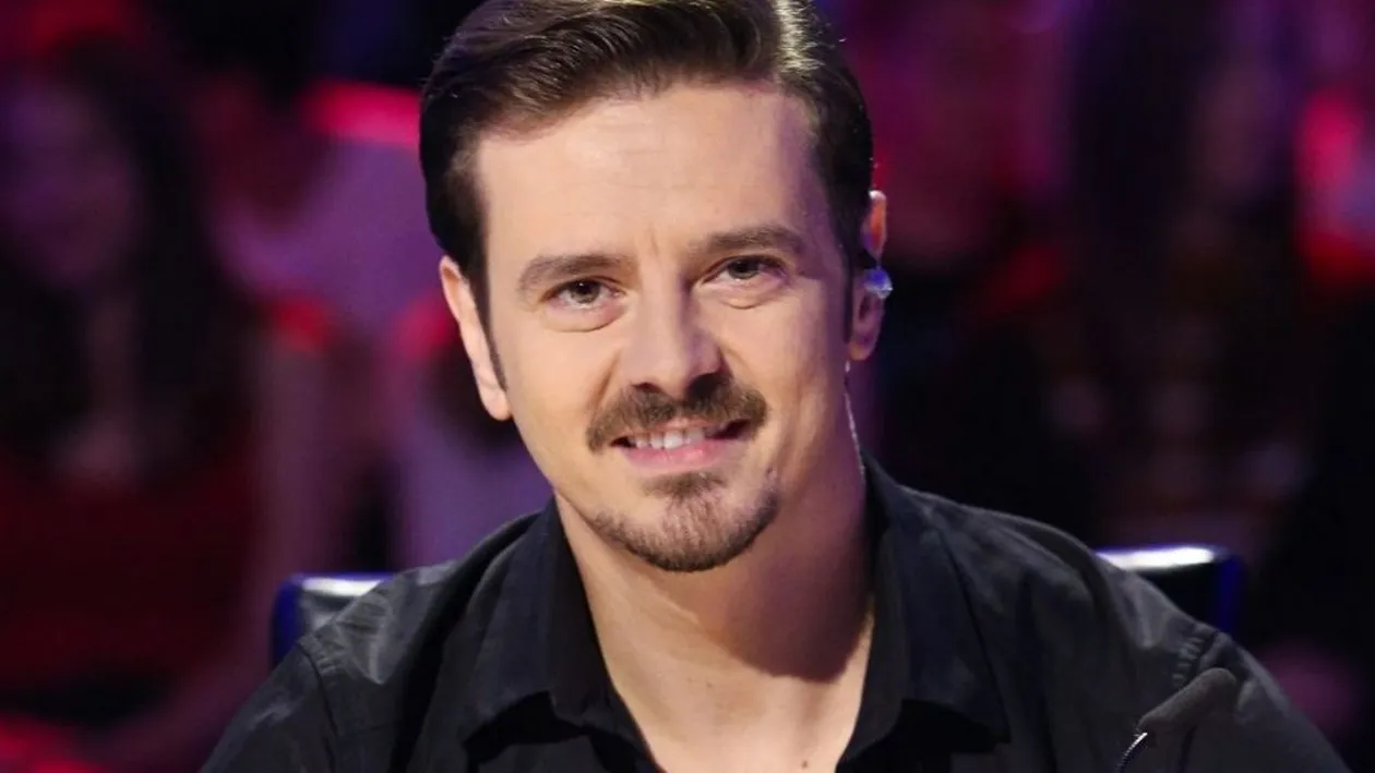 Ce studii are Mihai Petre, juratul de la Românii au talent. Vedeta Pro TV nu este doar dansator profesionist!
