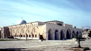 Coincidență bizară! A treia cea mai mare moschee din Ierusalim a ars în același timp cu catedrala Notre-Damme din Paris