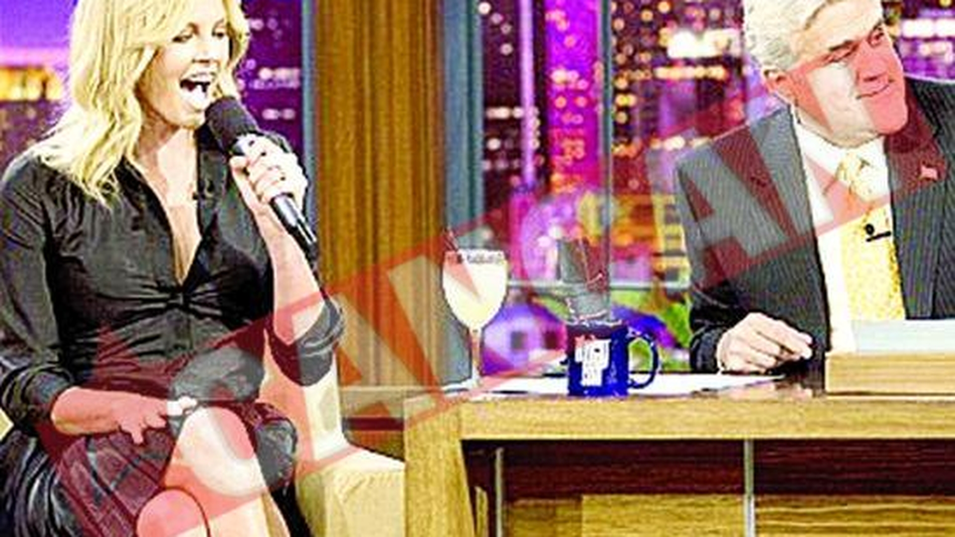 Charlize Theron s-a cherchelit in direct