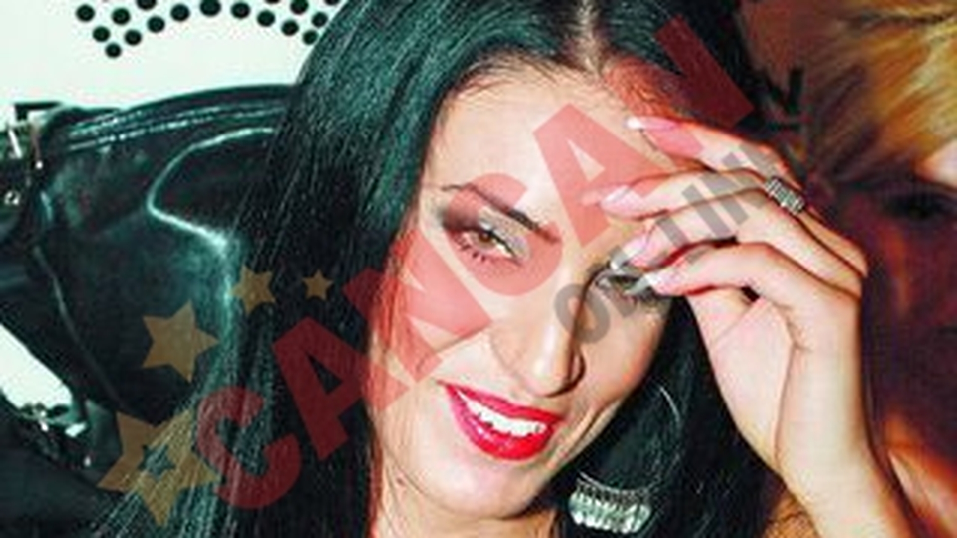 Adelina vrea sa ii plimbe cainele lui Varciu
