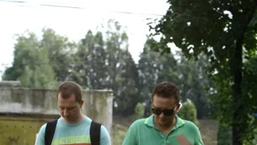 Mihai Sturzu si Florin Grozea isi cauta mobila de studio