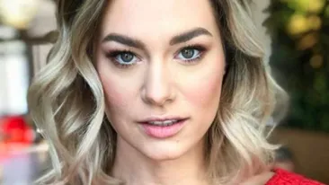 Feli, mesaj cu semnul întrebării: ”Le mulțumesc celor care nu au rămas în viața mea!”