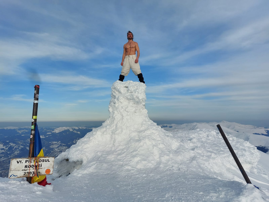 În ultimii ani, Daniel Ciobbanu a deprins tainele meditației și a obținut un atestat de ucenic la templul Shaolin foto: arhivă personală