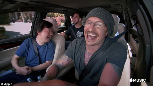 Ultimele imagini filmate cu puţin timp înainte să se spânzure! Nimeni nu se aştepta să îl vadă aşa pe CHESTER BENNINGTON