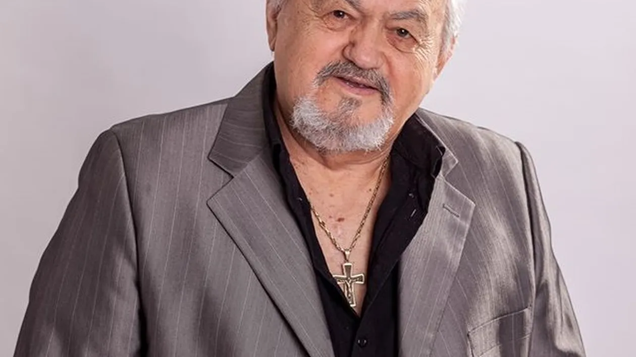 Cântărețul Alexandru Jula, dus de urgență la spital, după ce ar fi suferit un accident vascular