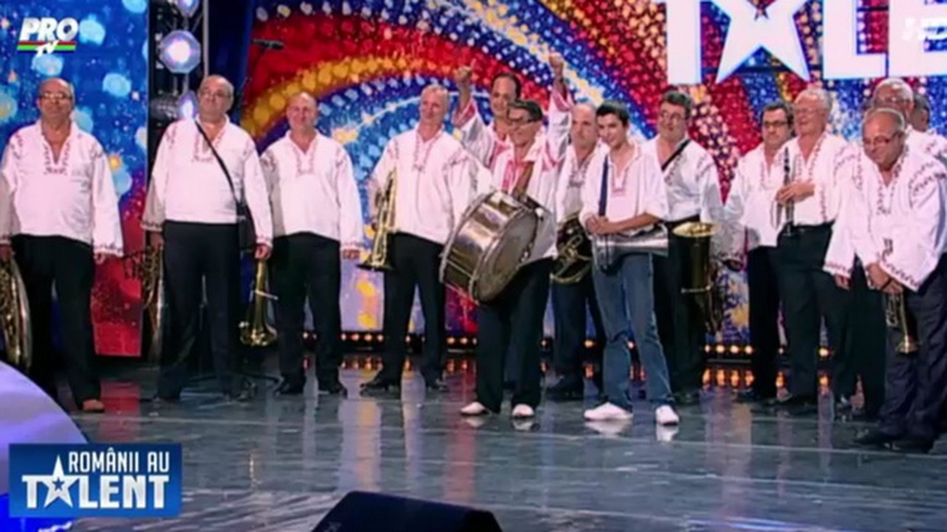 Aparitie UNICA la Romanii au Talent! O fanfara a incins publicul pe ritmuri spaniole: "Sunteti foarte simpatici"