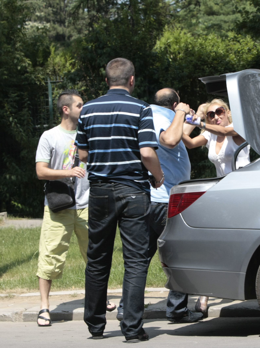 Ion Boschet ajungea pe prima pagină a ziarelor după ce o bătea pe Andreea Spătaru, în plină stradă