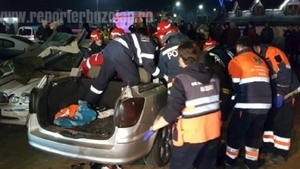 Grav accident de circulație în Buzău. Șase victime și trei mașini făcute zob | VIDEO