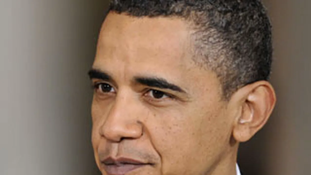 Atentat la viata lui Obama? Un barbat inarmat a fost retinut in apropierea avionului prezidential
