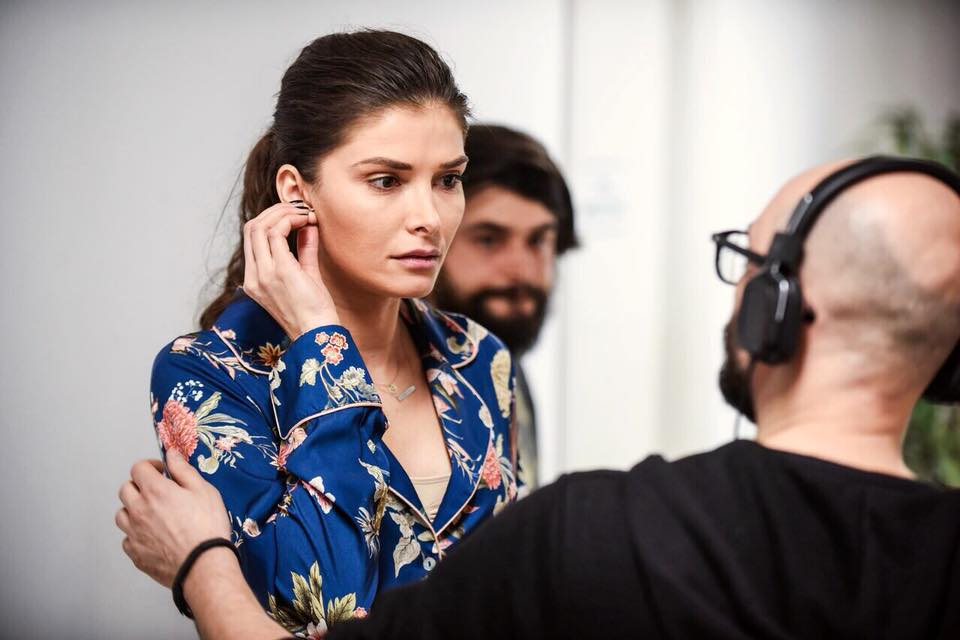 Alina Pușcaș nu știe ce să mai facă cu copiii ei: ”Se păruiesc, se bat, se lovesc…”