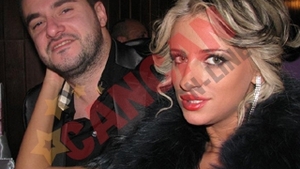 Sanziana Buruiana e superstitioasa in dragoste