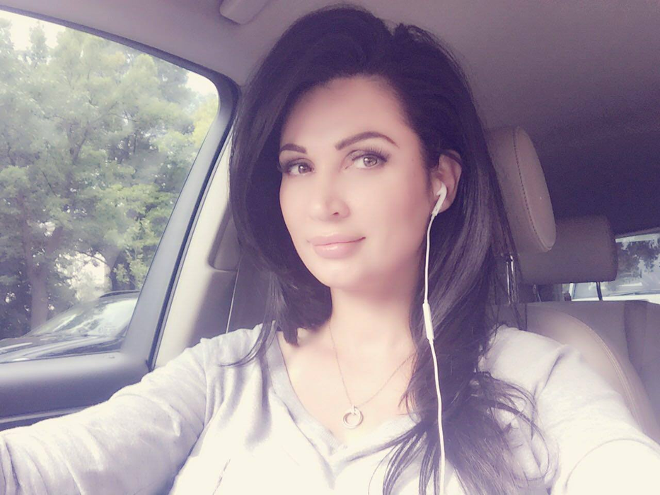 Nicoleta Luciu, o veritabilă bombă sexy: “Am făcut fese de braziliancă”