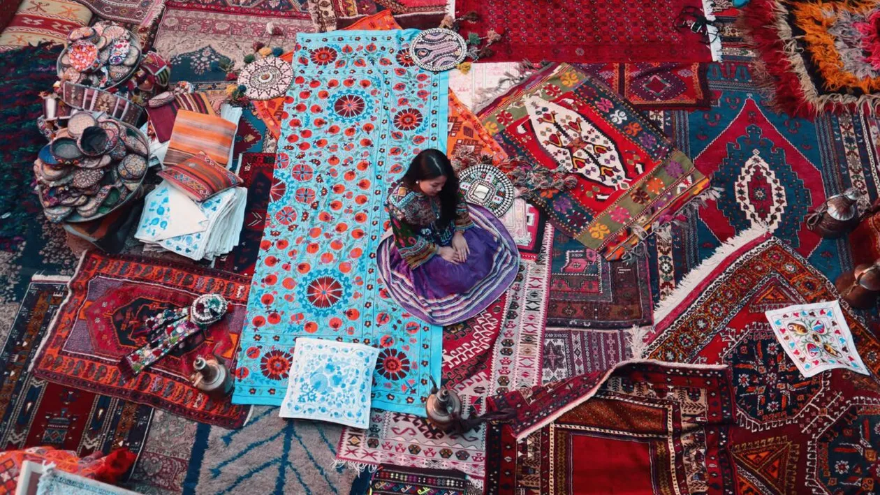 Covoarele nu sunt doar decor: povestea lor începe acum 5.000 de ani