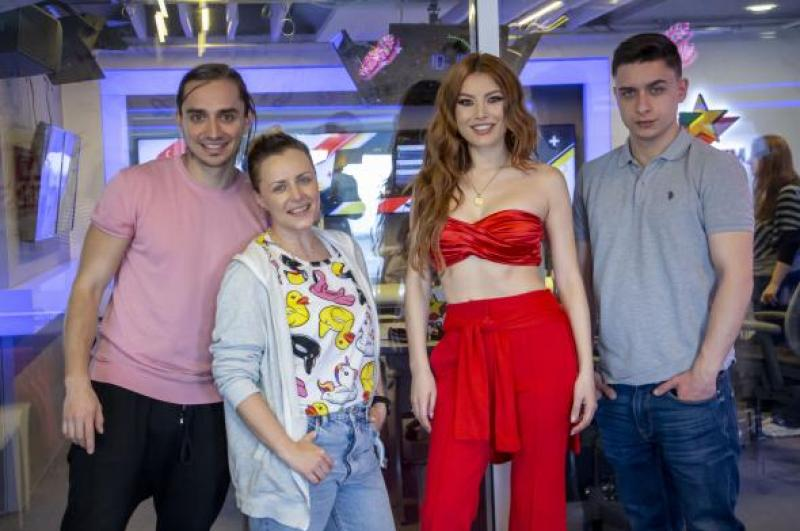 Ce s-a ales de veverițele lui Cătălin Măruță după ce au fost concediate de la Pro TV. Cum arată Alina și Mădălina acum și ce au ajuns să facă pentru bani